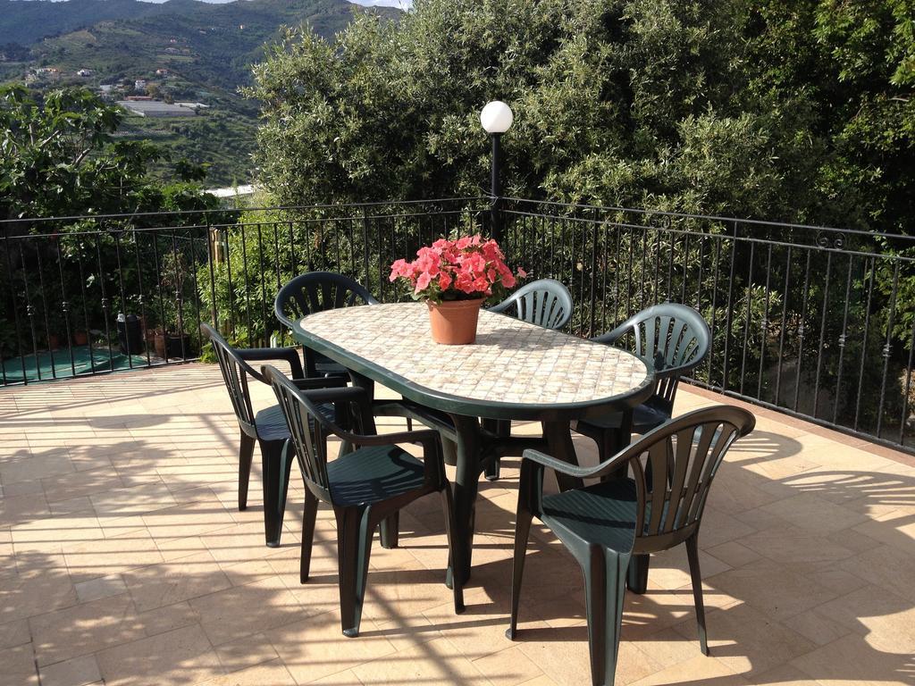 Villa Mont Des Oliviers Citra-8055Lt-1805 E 1807 San Remo Szoba fotó