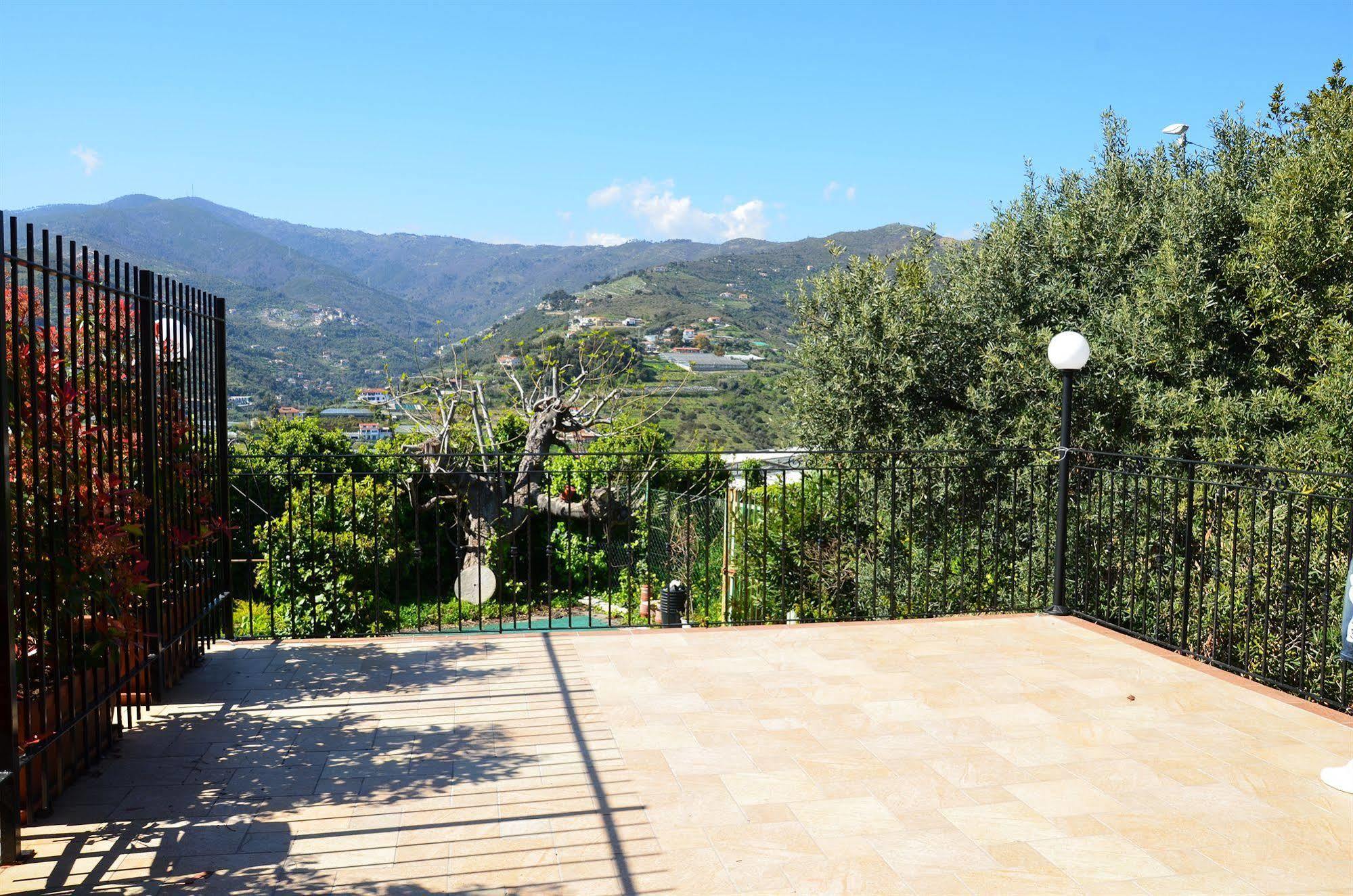Villa Mont Des Oliviers Citra-8055Lt-1805 E 1807 San Remo Kültér fotó